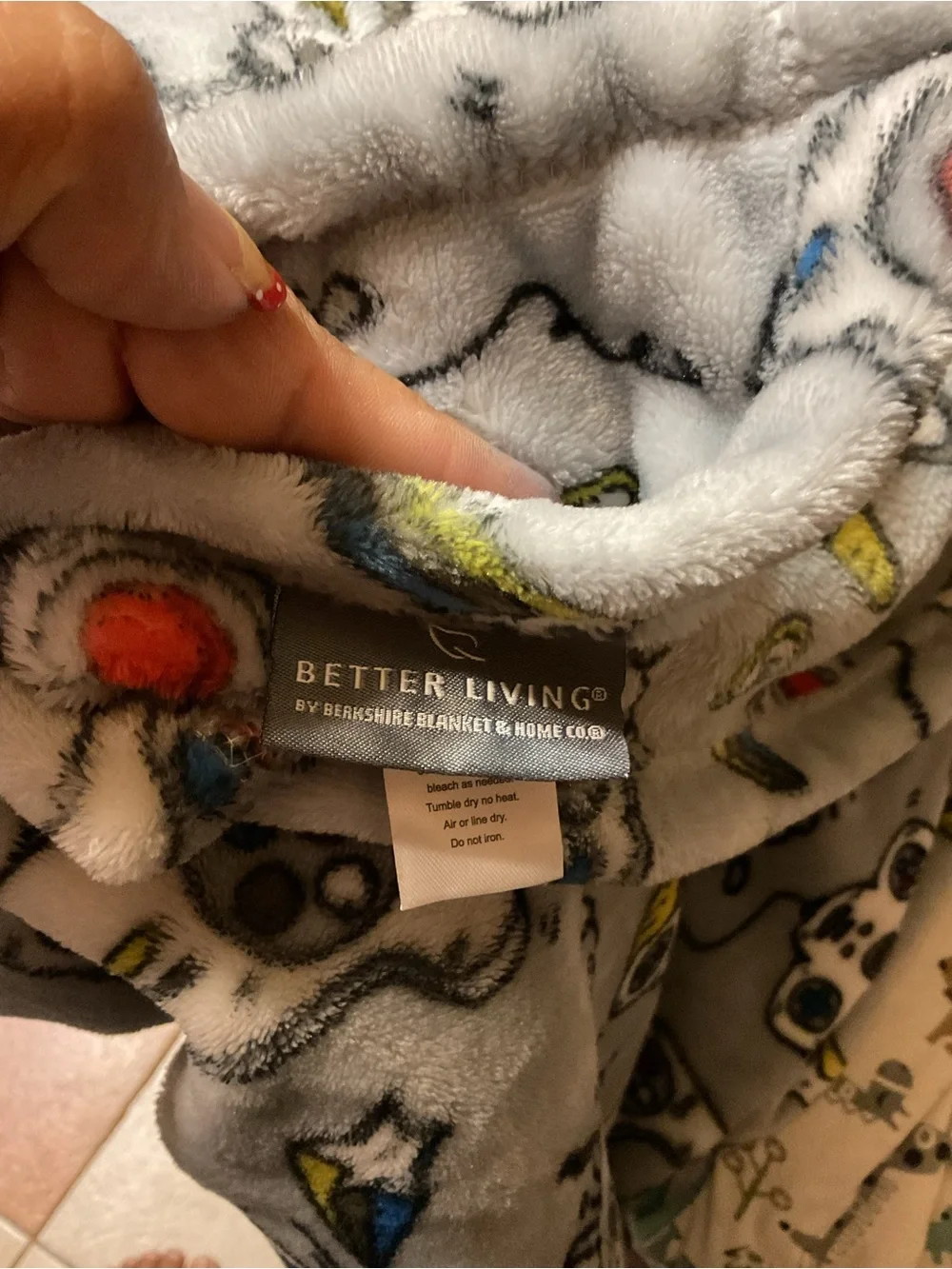 Grey Gamer Print Plush Throw Blanket - Soft Fleece